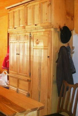 hutch-3